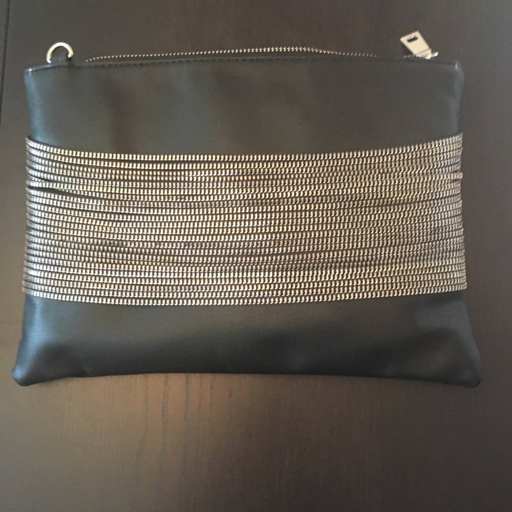 SR2 Sondra Roberts Purse